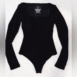 KLASSY NETWORK SZ SMALL RIBBED Long Sleeve Bodysuit